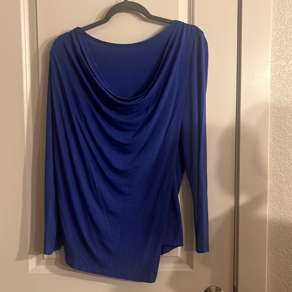 Halston Top.   Size Small.   Gorgeous. Fits like a medium